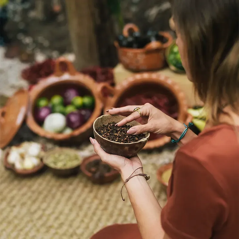De la Milpa a la Mesa: Un viaje sensorial por los sabores auténticos de la cocina yucateca en Mahekal